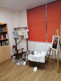 Izstāde "Kur rokas dzīvi vērpa" no Jaunlaicenes muižas muzeja "Malēnieša pasaule"krājuma